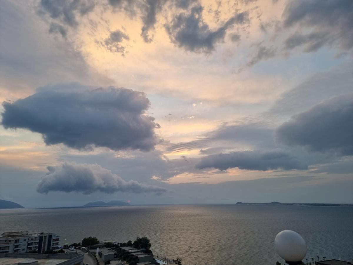 Hotel Ble Ble Vlorë Esterno foto