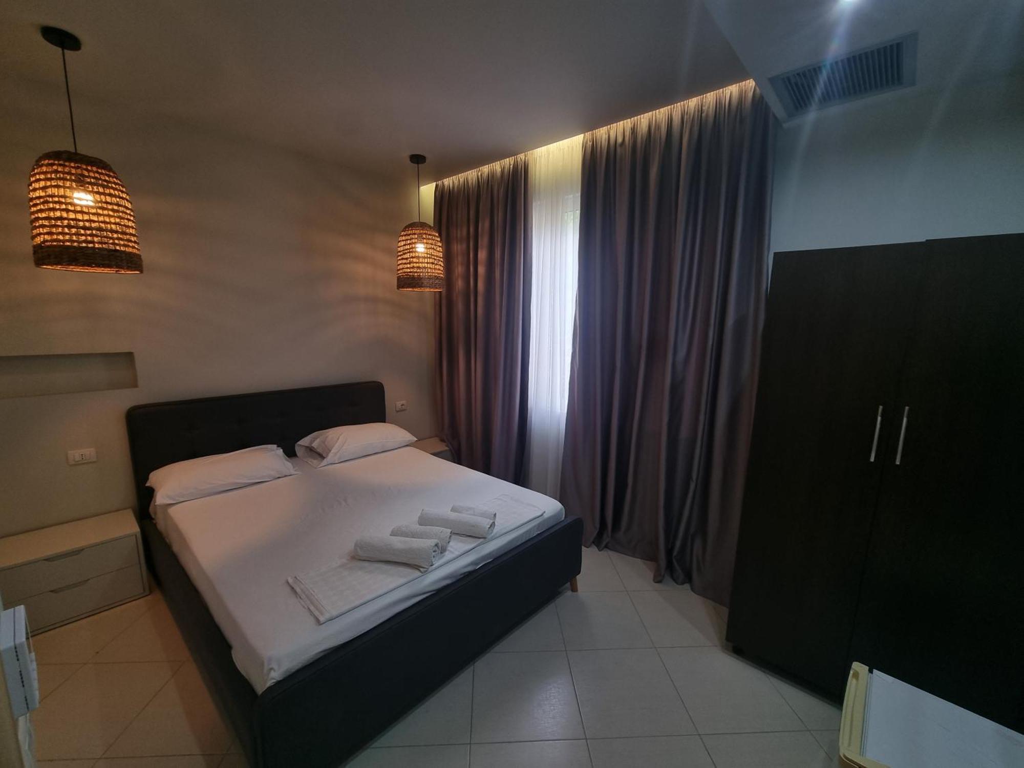 Hotel Ble Ble Vlorë Esterno foto