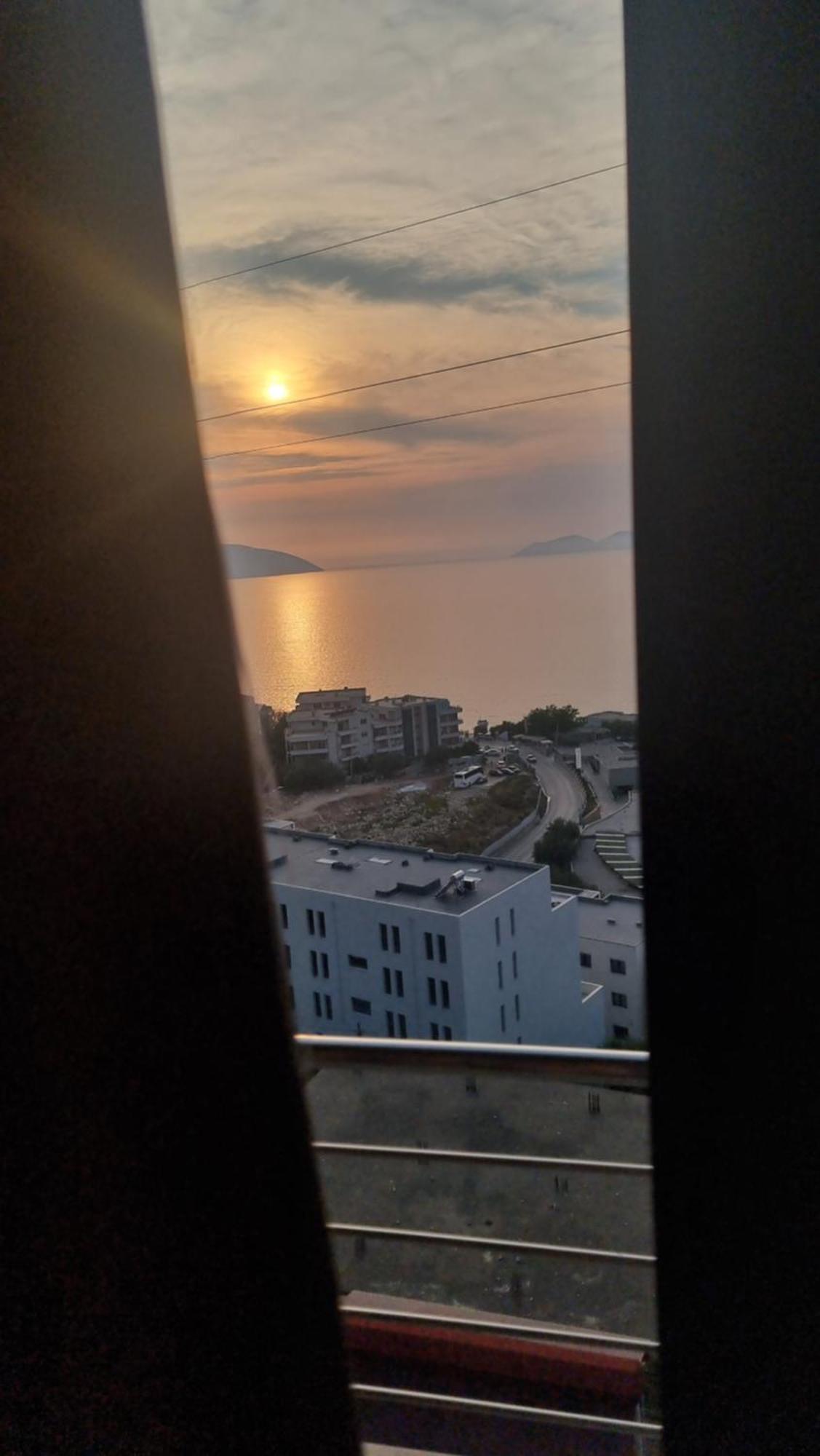 Hotel Ble Ble Vlorë Esterno foto